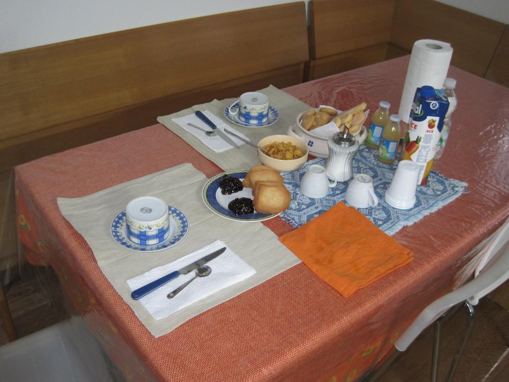 Santos B&B Бари Екстериор снимка