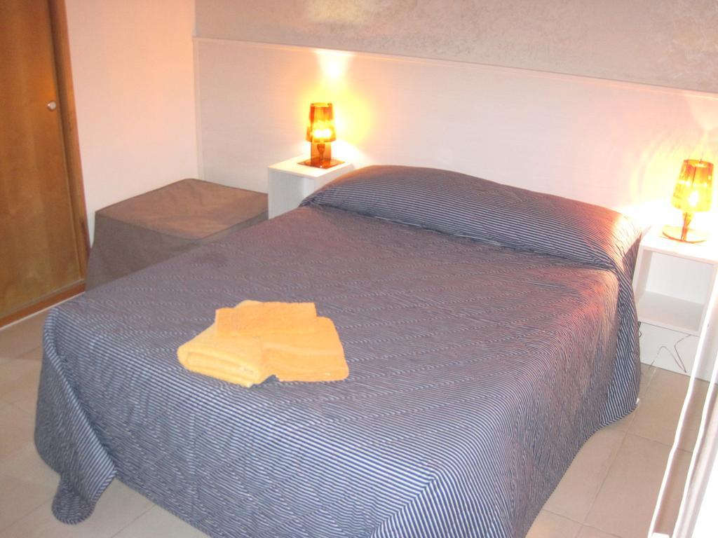 Santos B&B Бари Екстериор снимка
